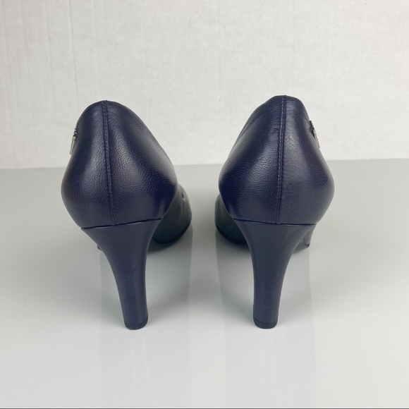 Gucci Classic Leather Round Toe Pumps Heels - Picture 7 of 14